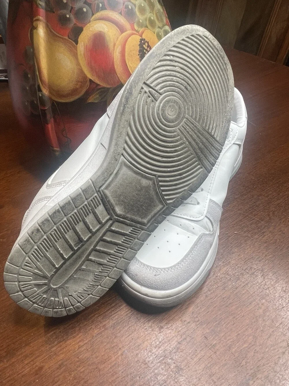 Vintage Havana Fresh 5 Women’s White/ Gray Sneakers Size 9M Suede Toe Cap